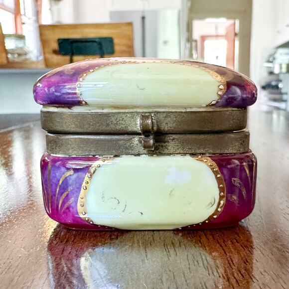 Porcelain Trinket Box Vintage Limoges Inspired Pink Gold Trim w Lady Portrait - Picture 13 of 13